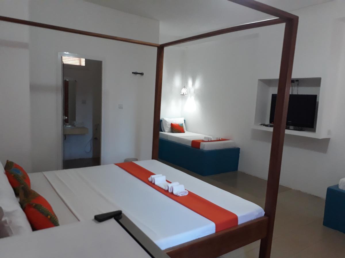 27 Cafe Zanzibar Airport Hotel 외부 사진