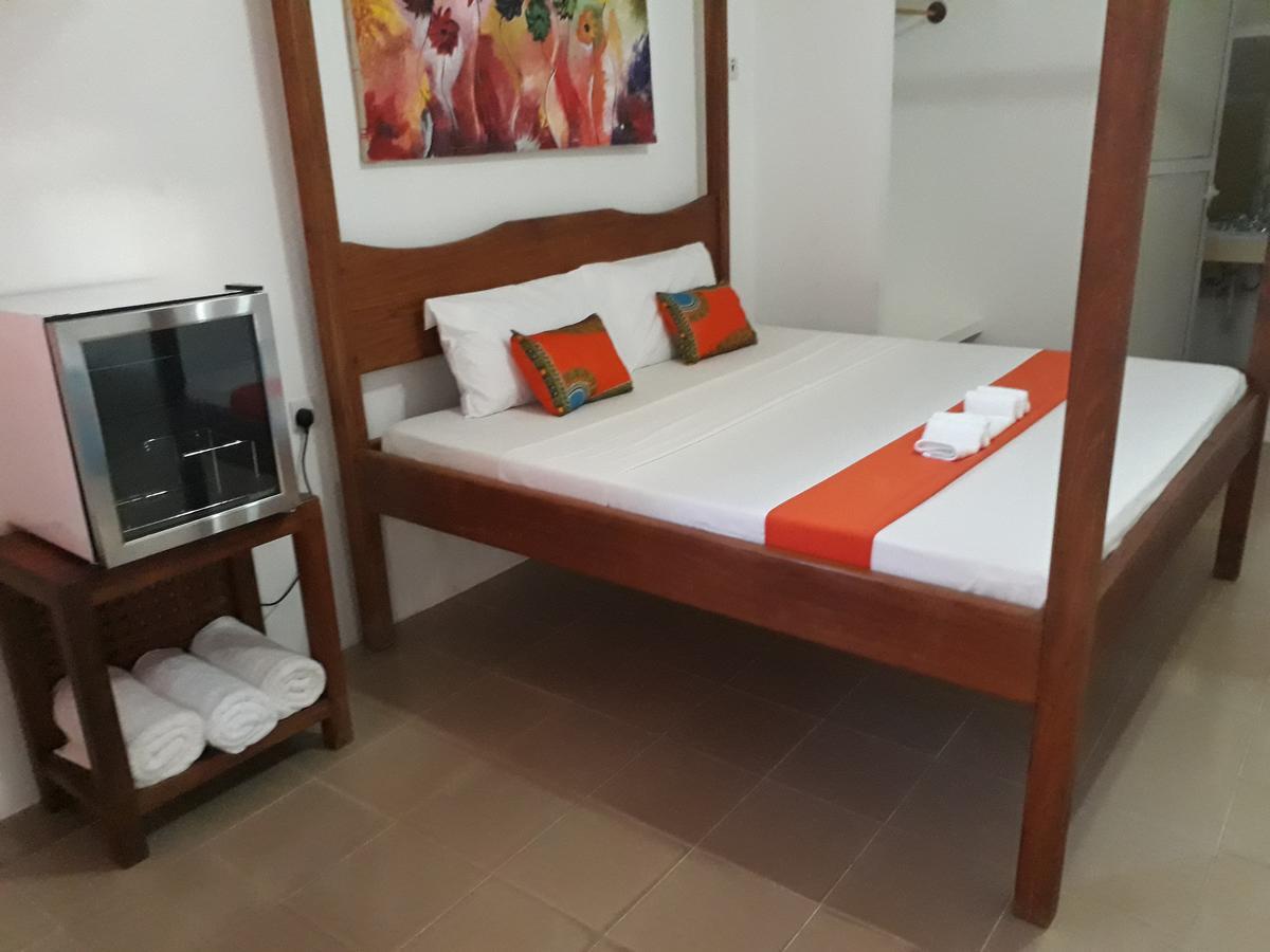 27 Cafe Zanzibar Airport Hotel 외부 사진