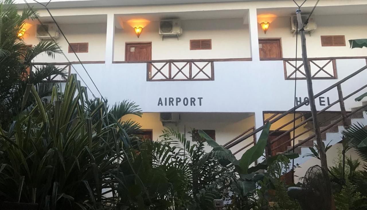 27 Cafe Zanzibar Airport Hotel 외부 사진
